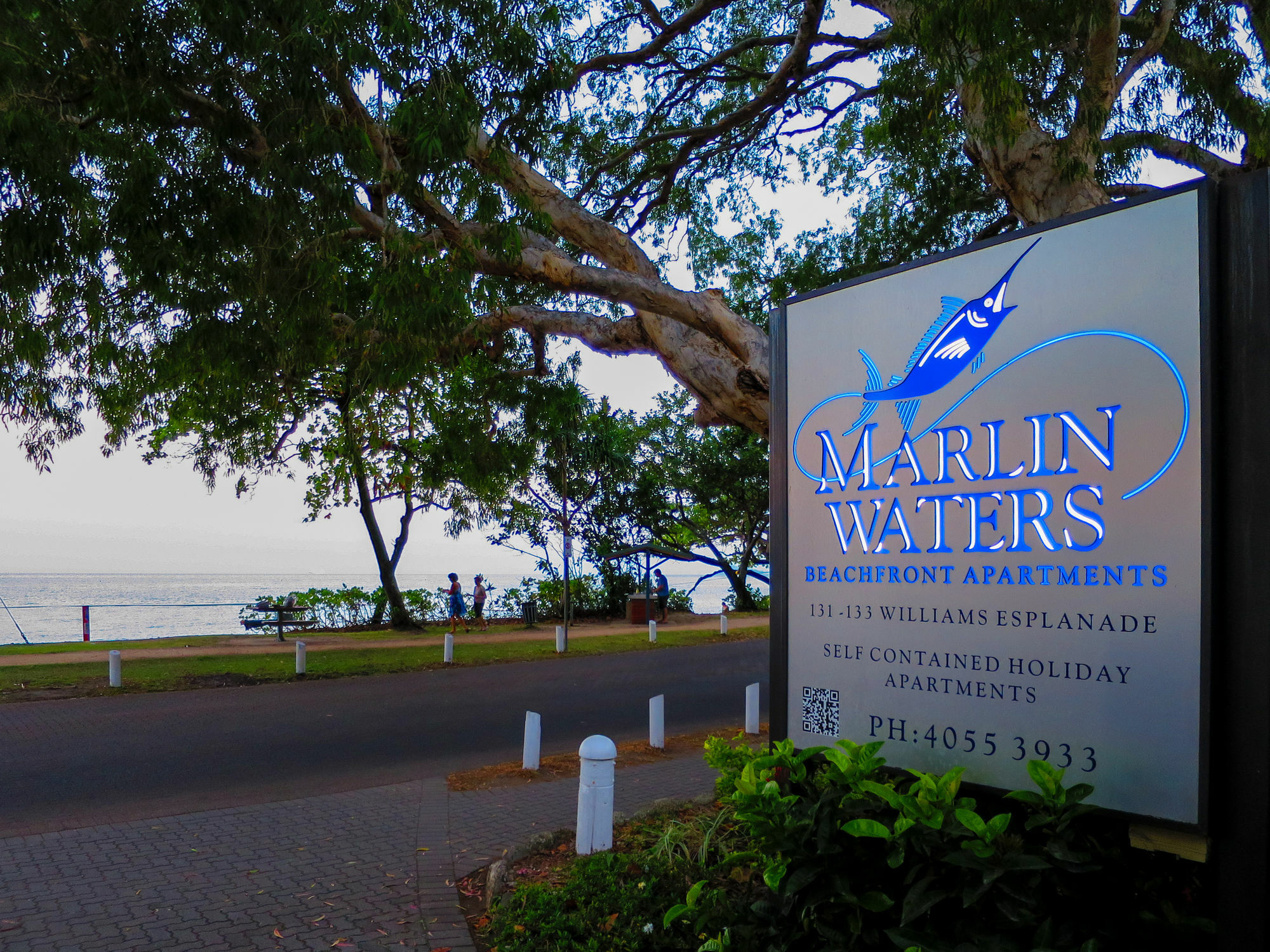 Marlin Waters Beachfront Apartments Palm Cove Eksteriør billede