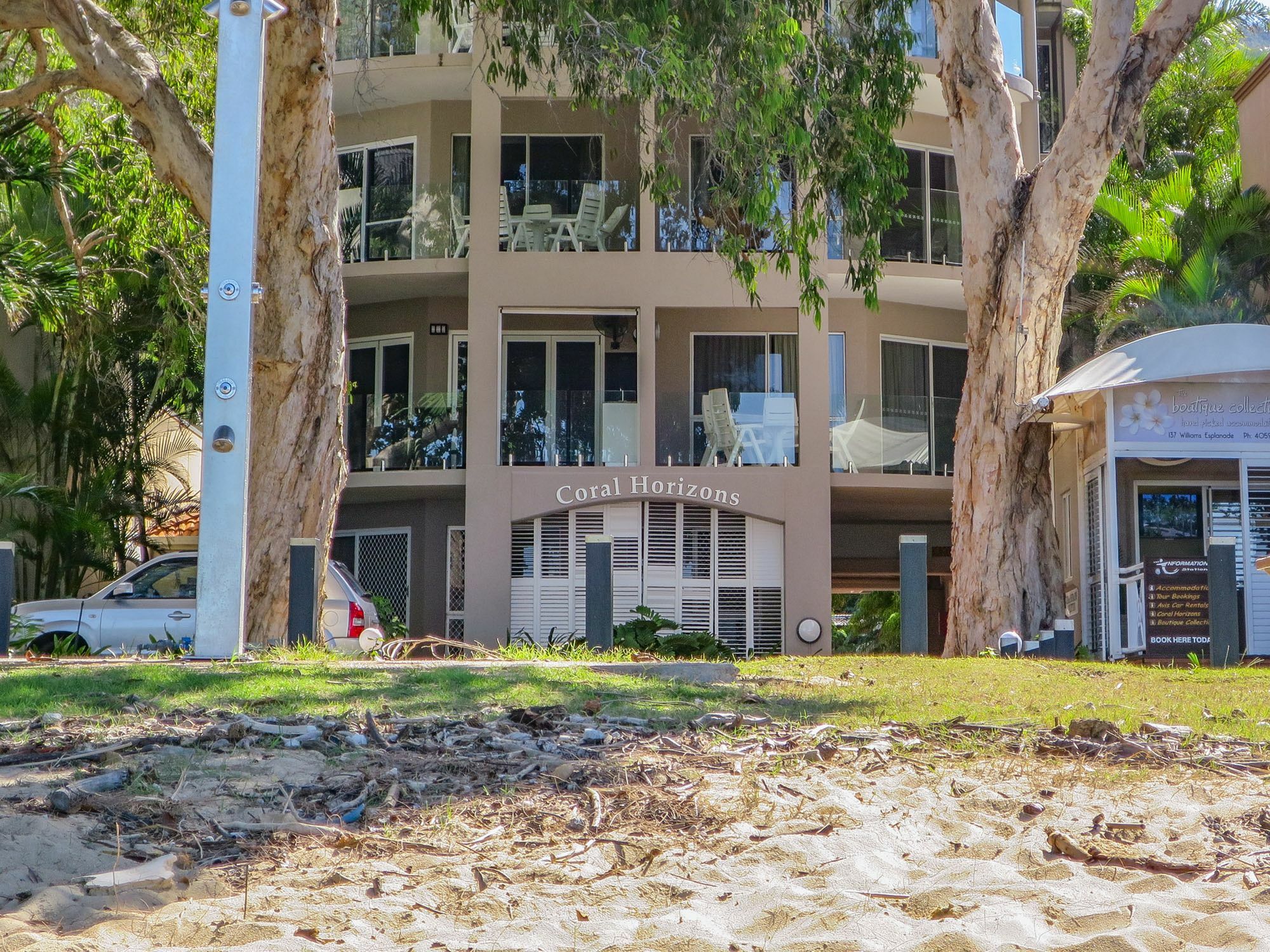 Marlin Waters Beachfront Apartments Palm Cove Eksteriør billede