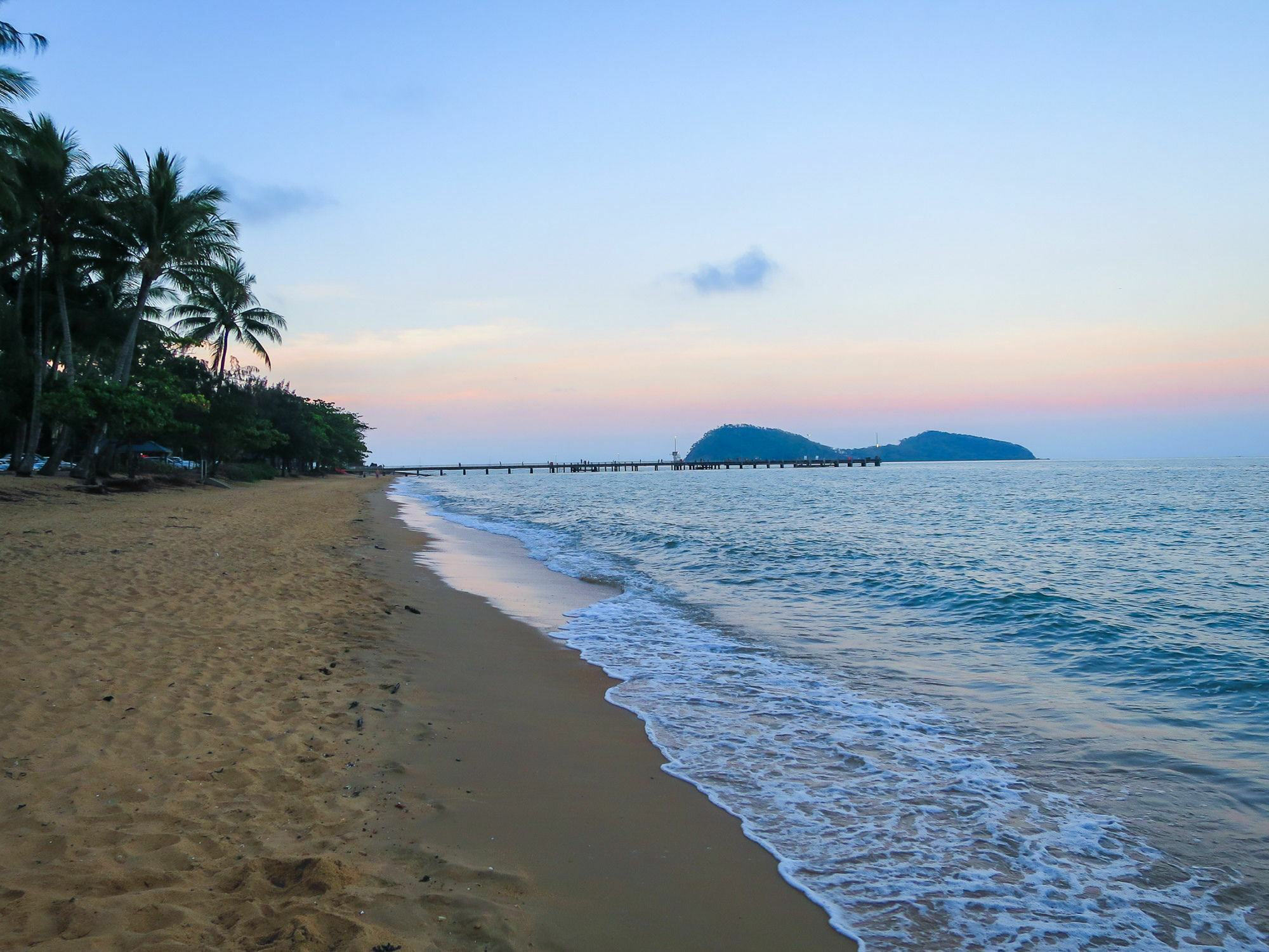 Marlin Waters Beachfront Apartments Palm Cove Eksteriør billede