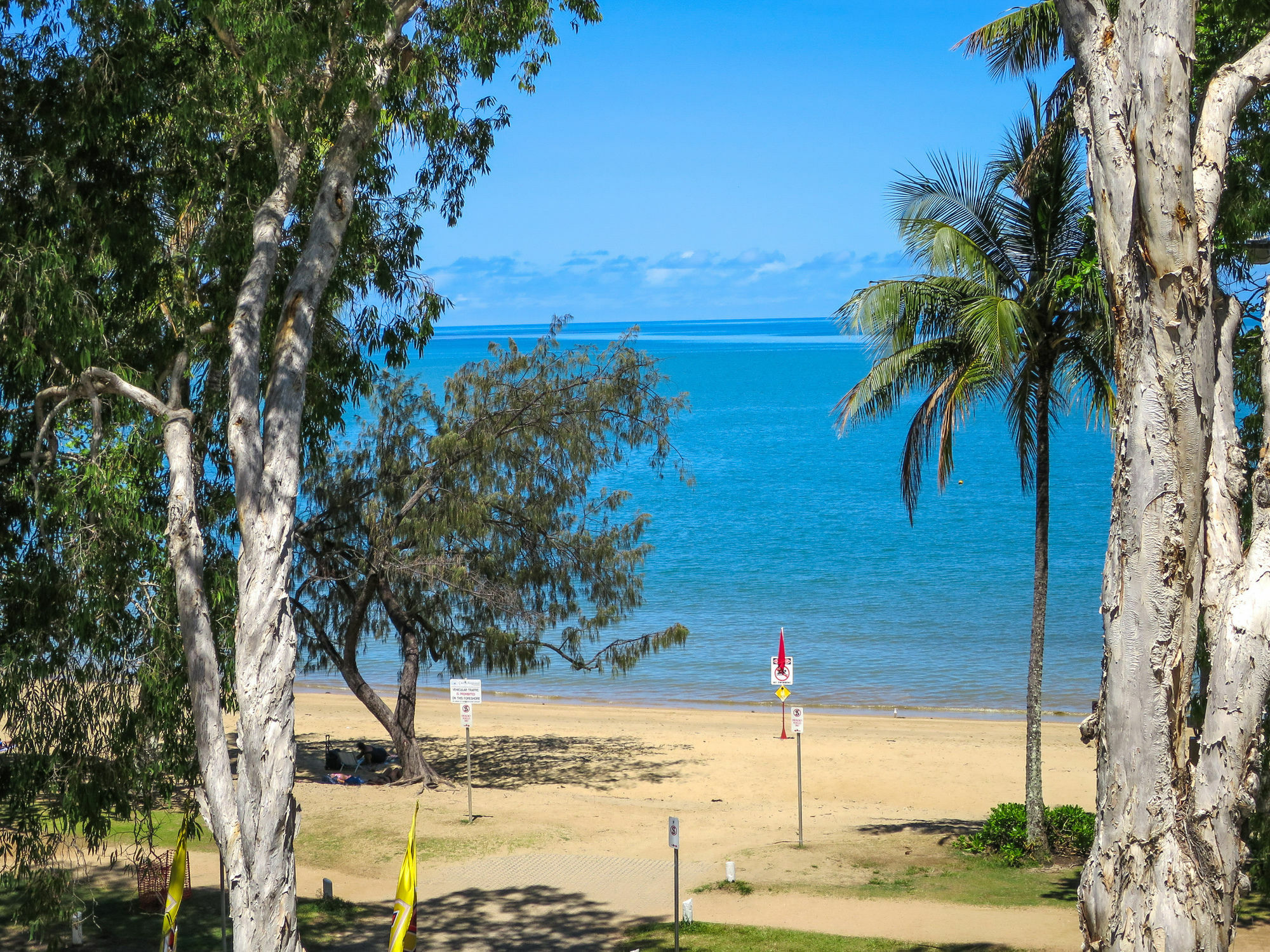 Marlin Waters Beachfront Apartments Palm Cove Eksteriør billede